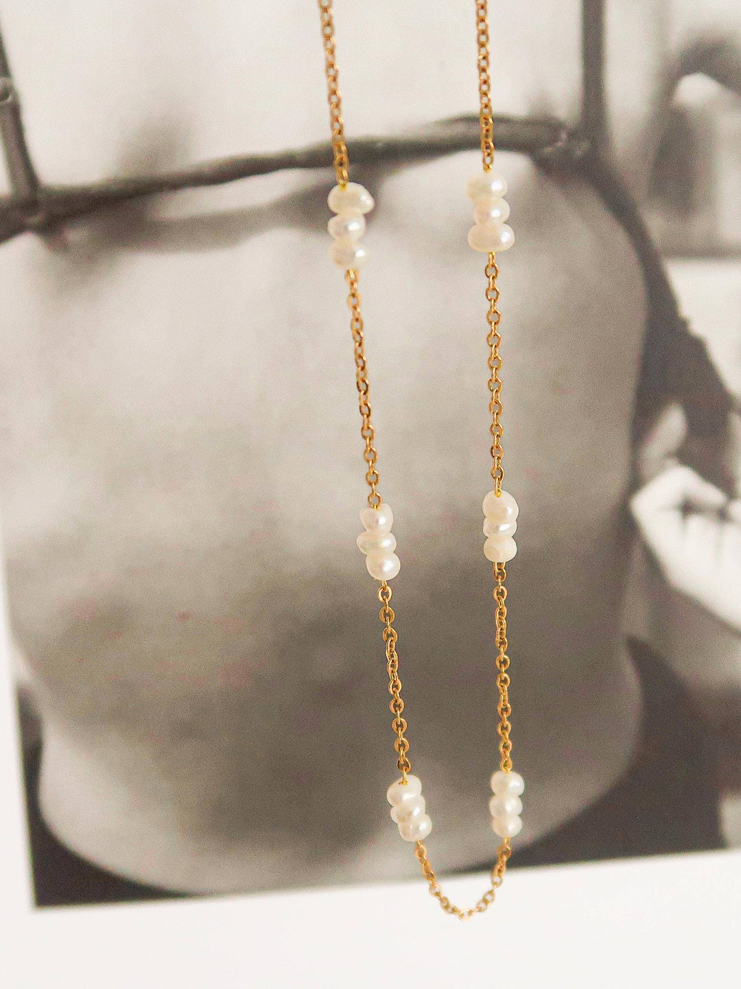 18K Pearl Chokers