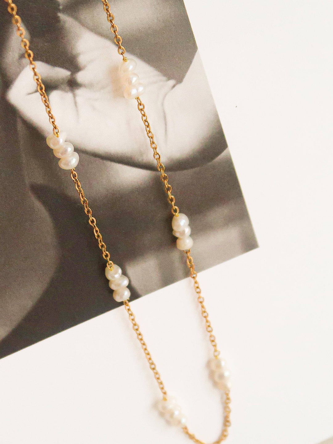 18K Pearl Chokers