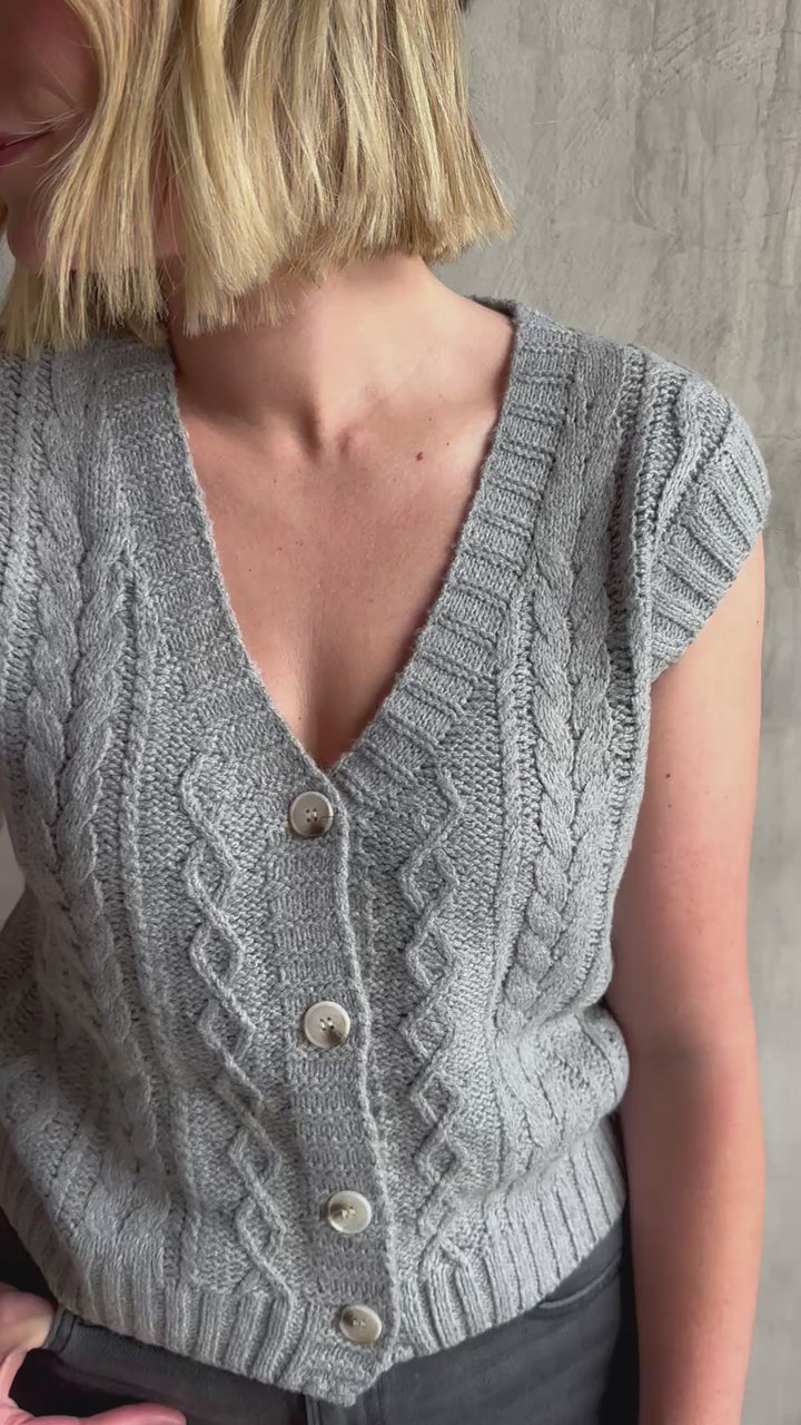 Lyza Sweater Vest
