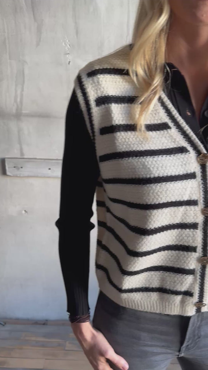 Osita Sweater Vest