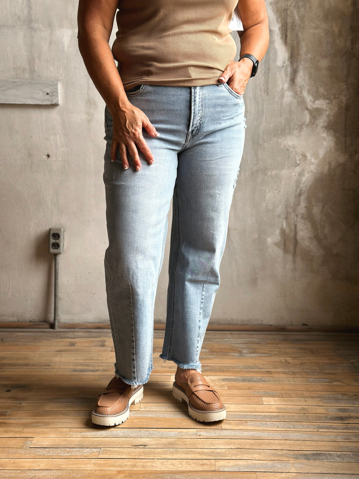 Barrel Leg Jeans