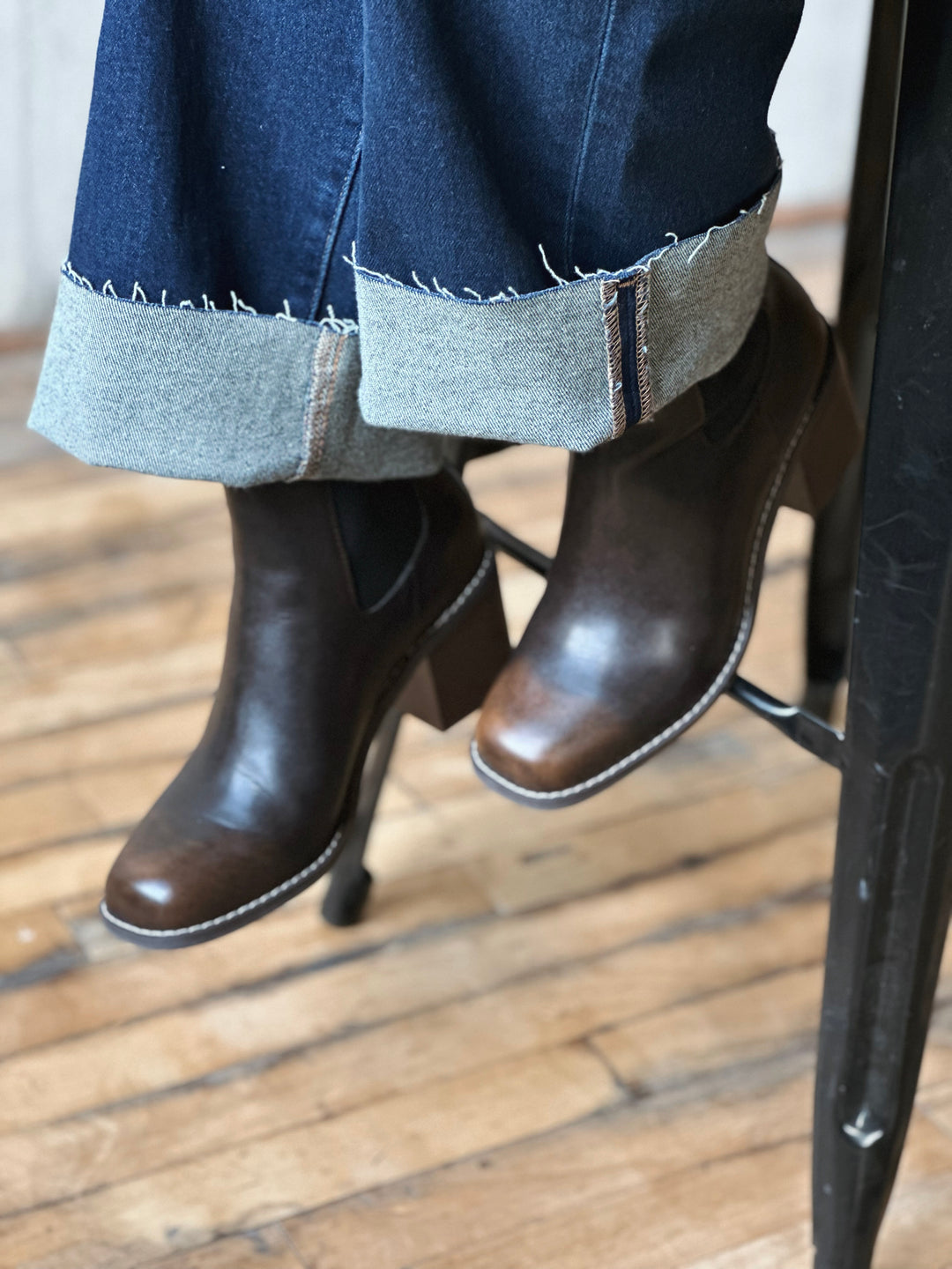 Dakota – Heeled Chelsea Booties