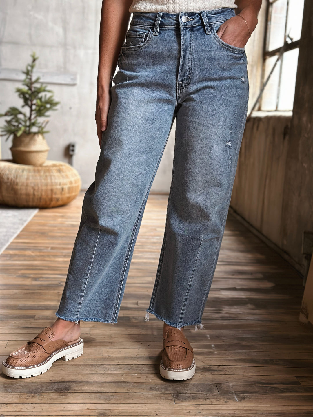 Barrel Leg Jeans