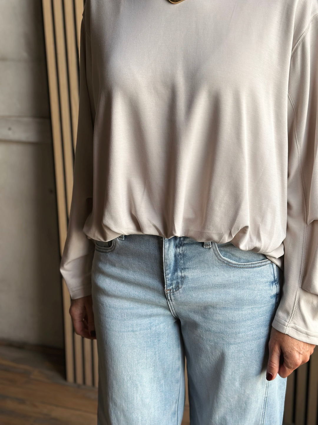 Manning Bubble Hem Top