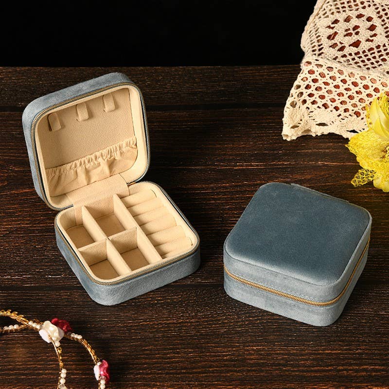 VELVET JEWELRY ORGANIZER TRAVEL CASE