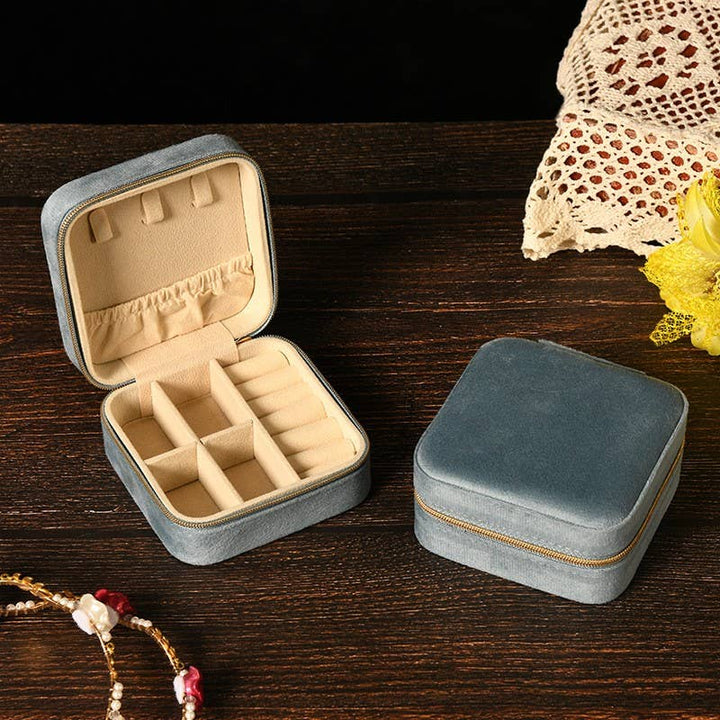 VELVET JEWELRY ORGANIZER TRAVEL CASE