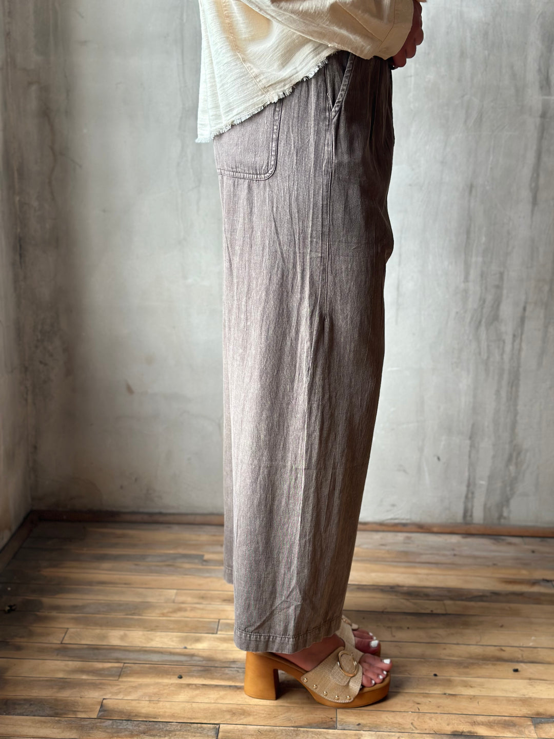 The Boden Dyed Pant