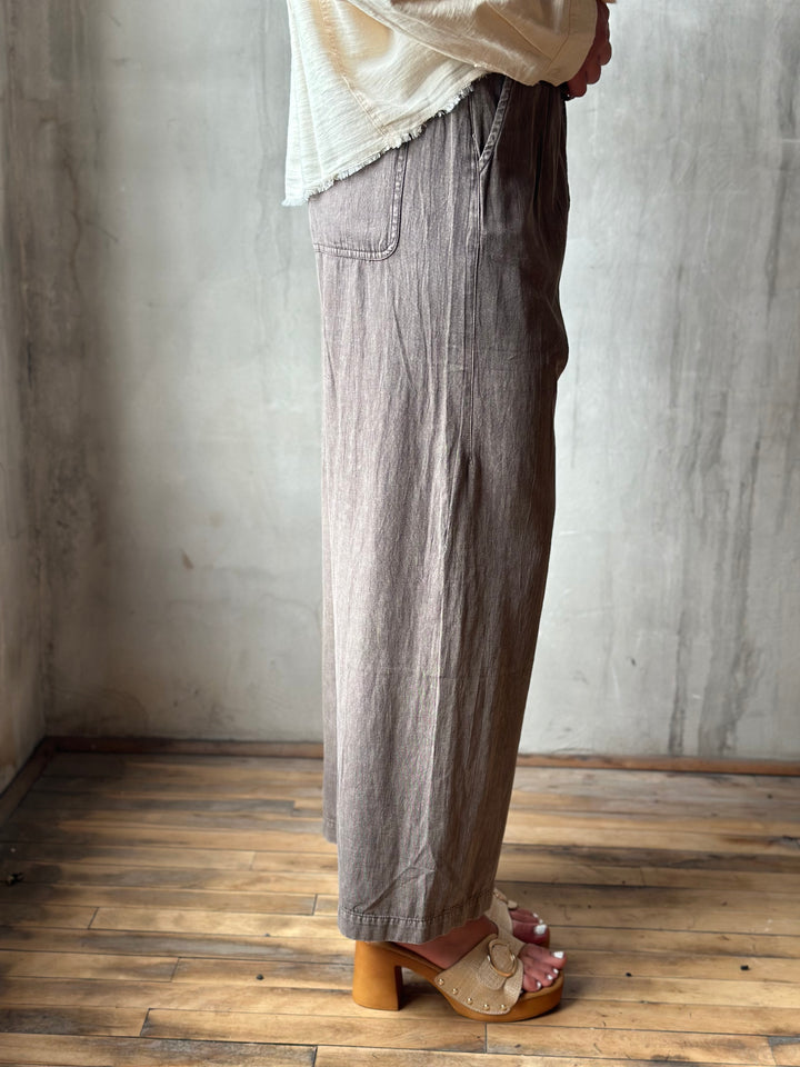 The Boden Dyed Pant