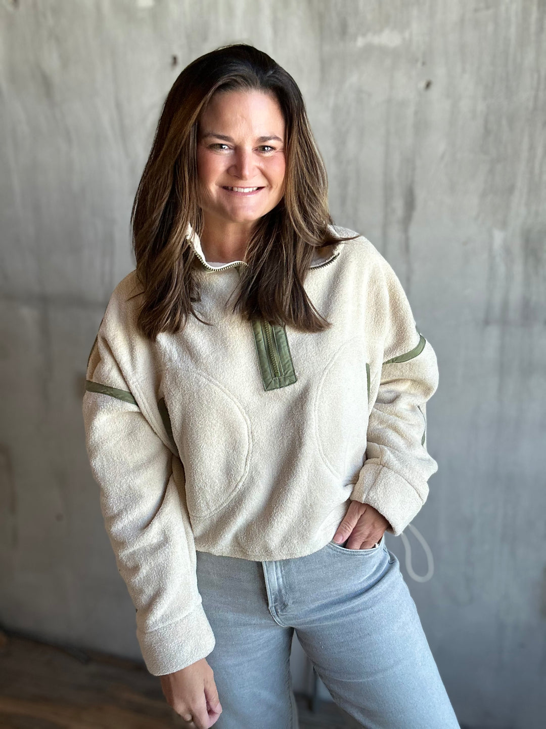 The Quinlee Pullover