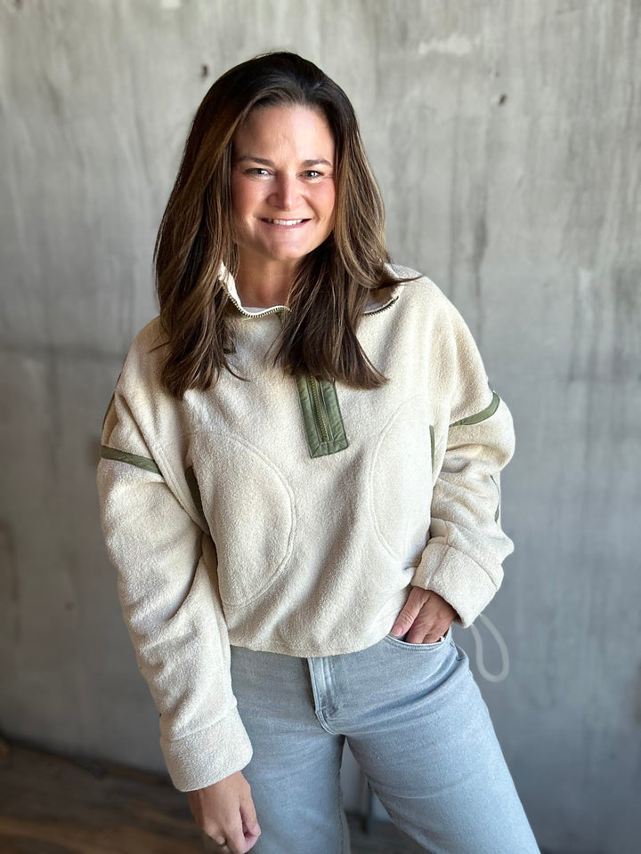 The Quinlee Pullover