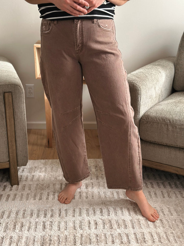 Emery Barrel Jeans