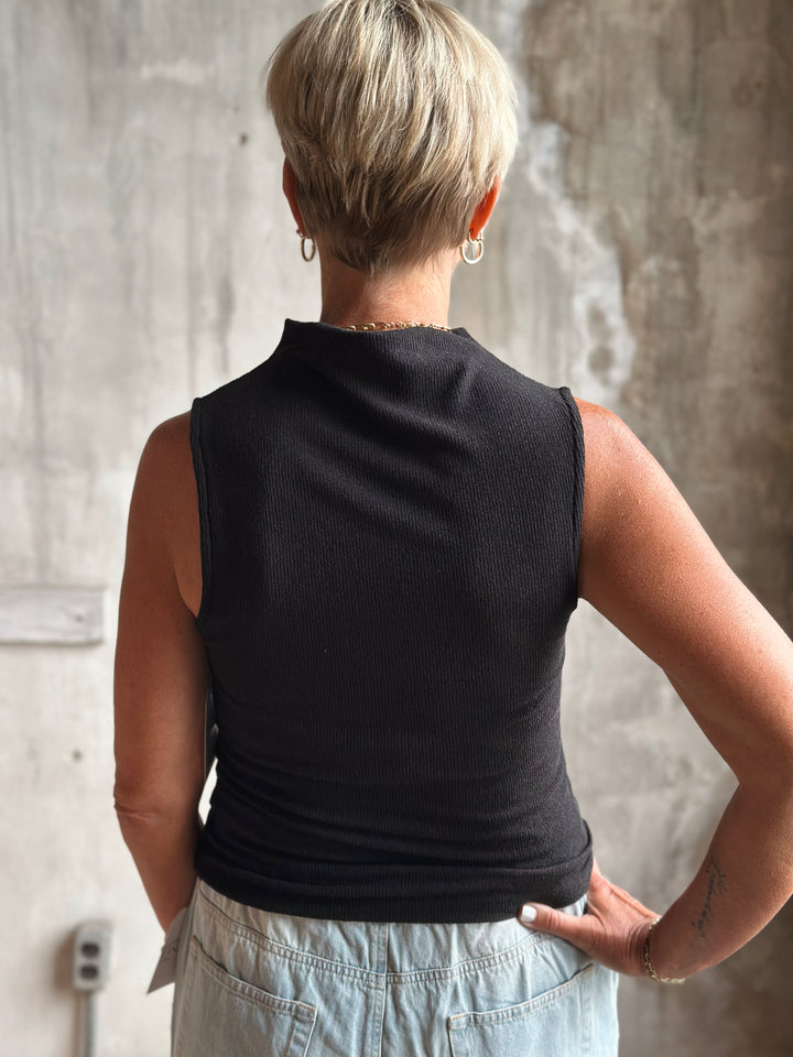 The Kaine Mockneck Top