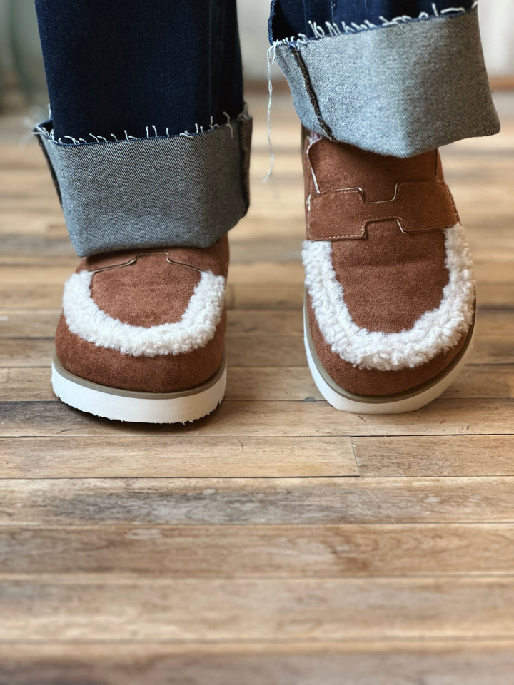 Avalon Cozy Mule