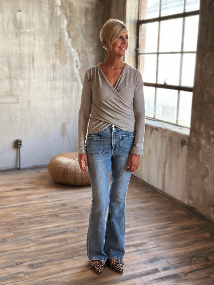 Noa Flare Jeans