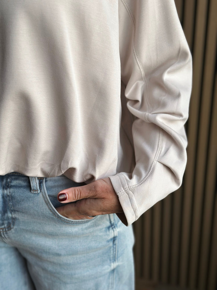 Manning Bubble Hem Top