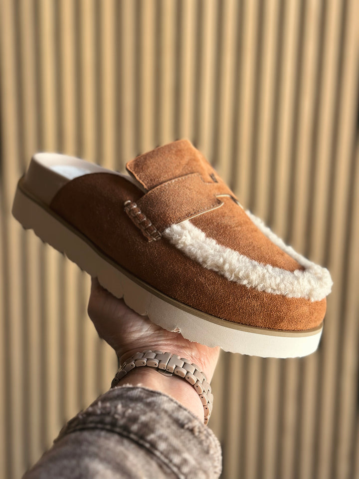 Avalon Cozy Mule
