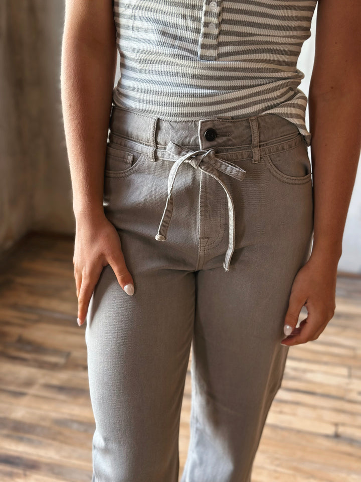 Close up of Front of High Rise Wide Straight Jeans with Removable Belt