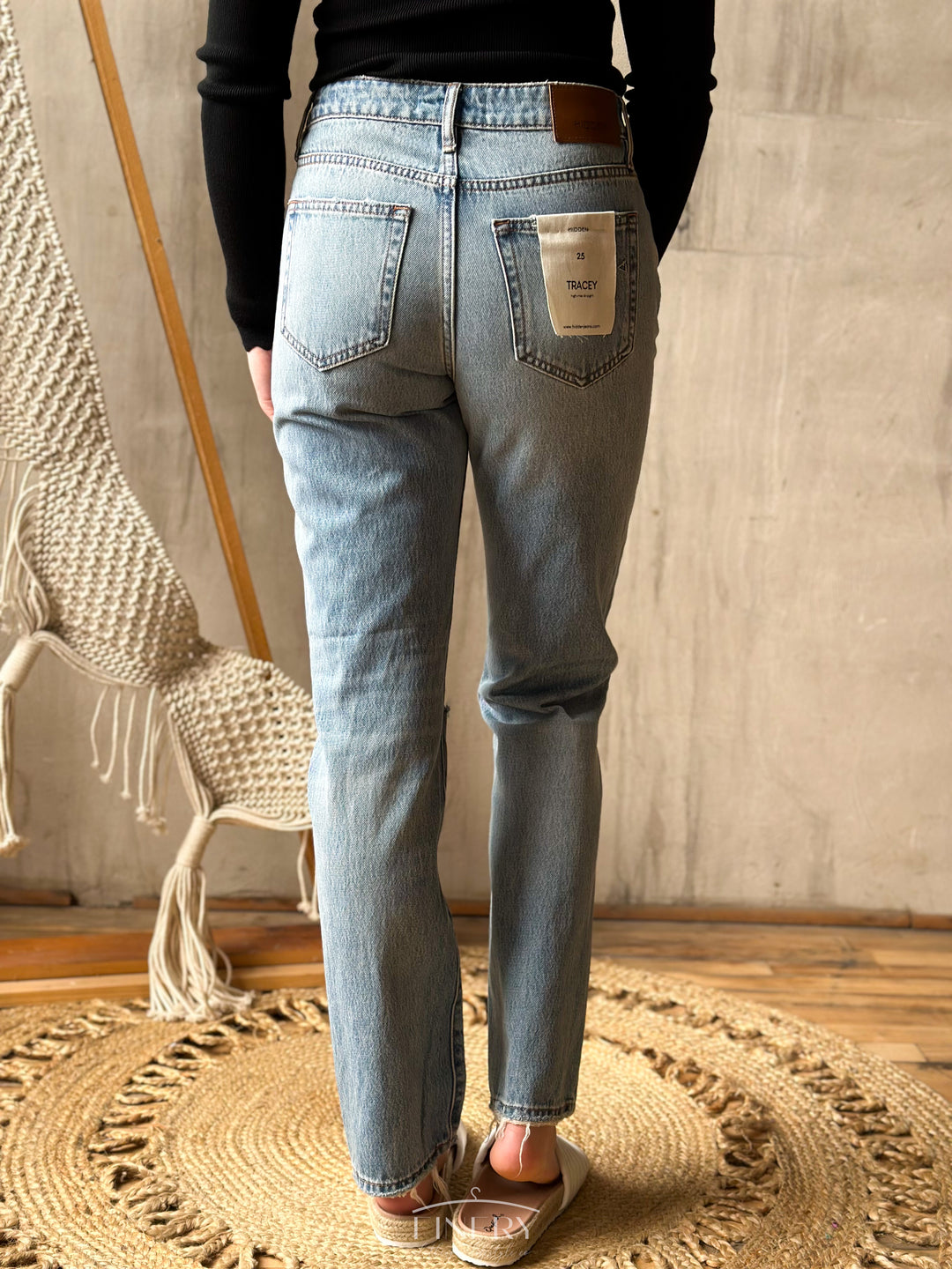 Tracey Stretch Straight Jean