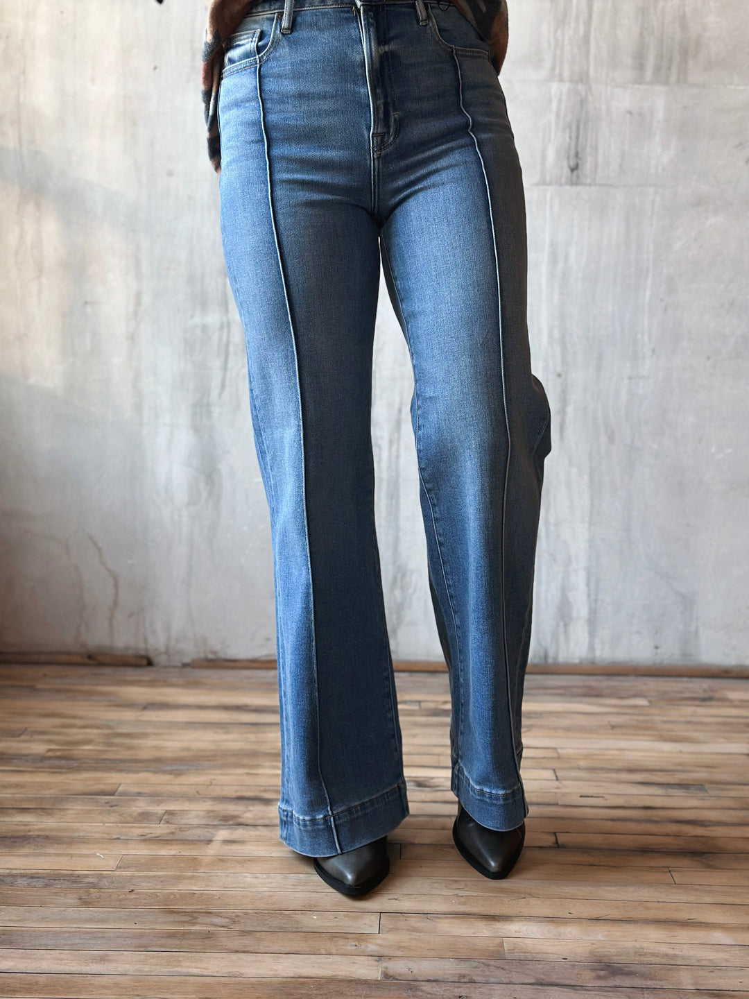 Pintuck Flare Jeans