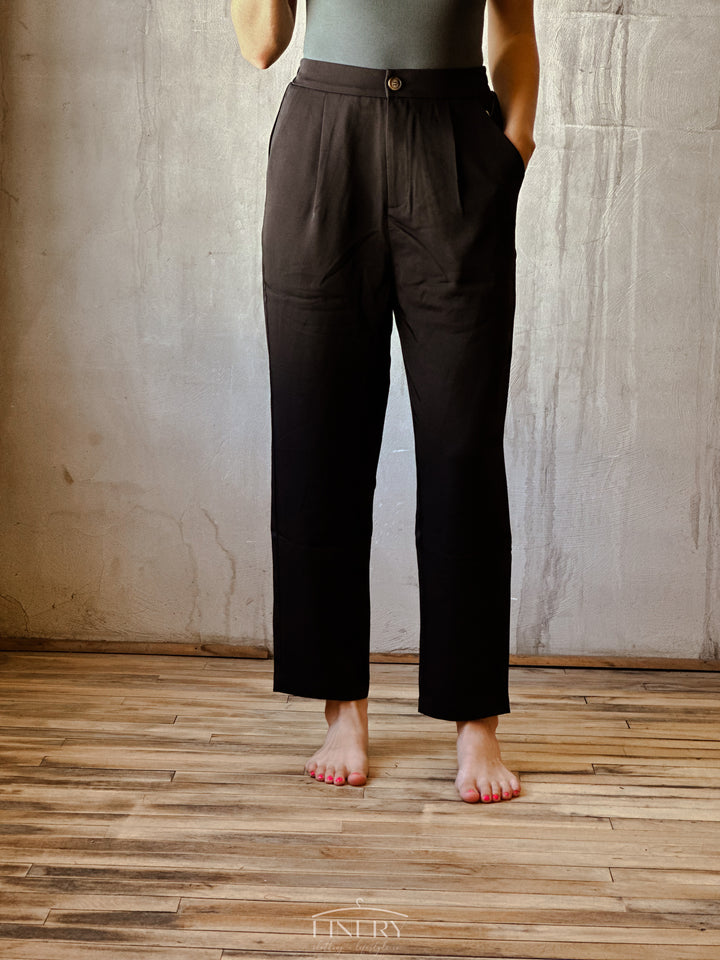 Roxi Tapered Pants