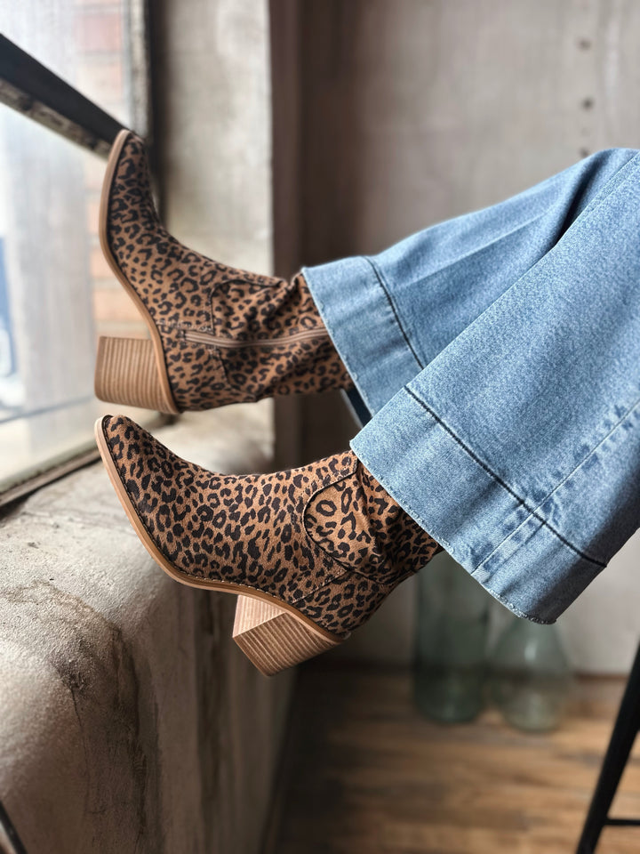 Vienna Leopard Boot