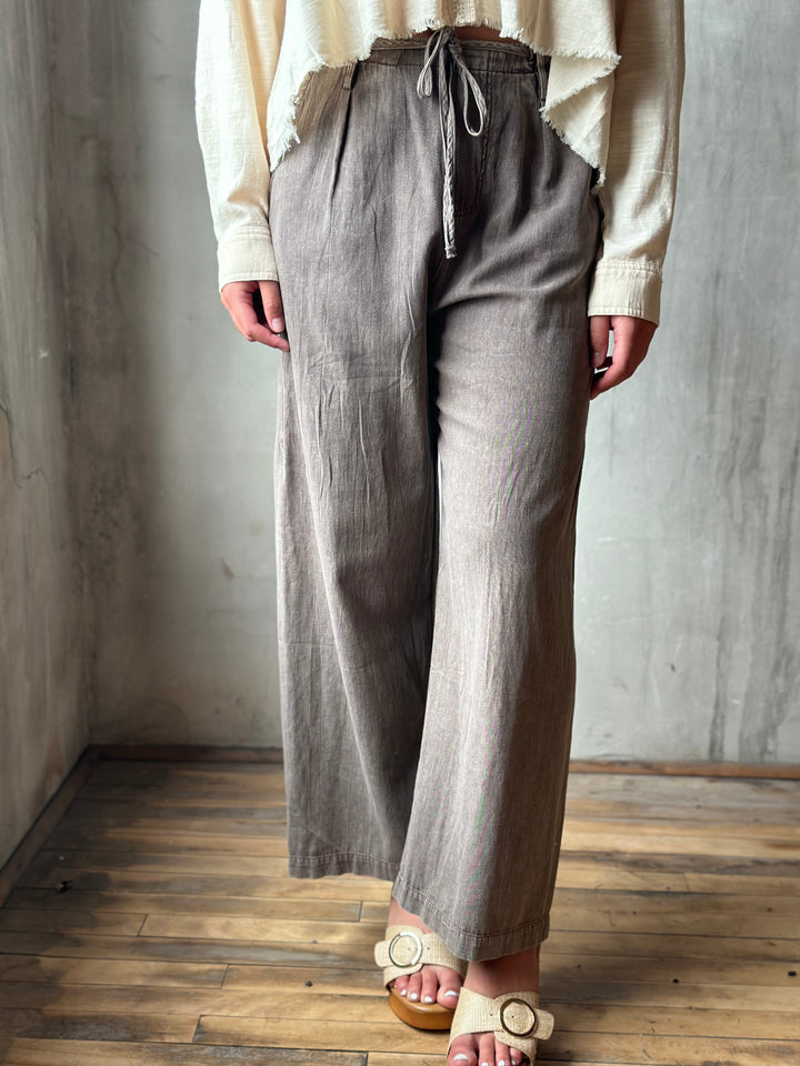The Boden Dyed Pant