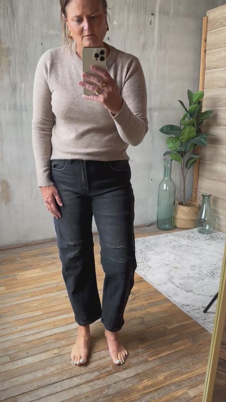 The Dagney Barrel Jeans
